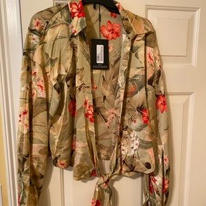 New Pretty Little Thing Floral tie front blouse size 20